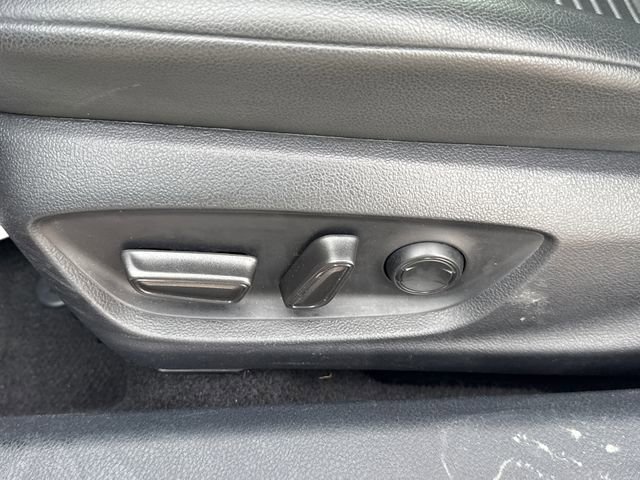 Used 2024 Toyota Camry SE image 23