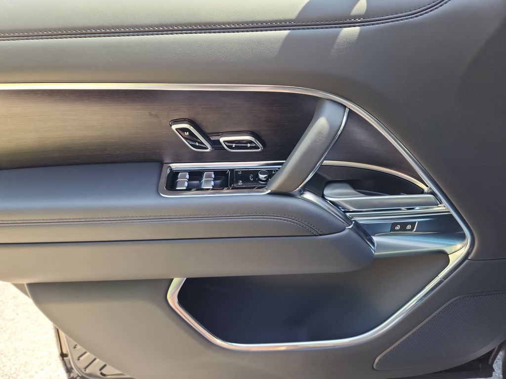 New 2026 Land Rover Range Rover SE AWD/4WD image 24