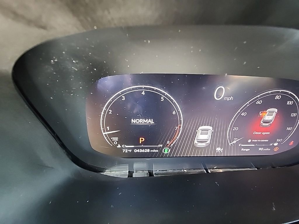 Used 2023 Acura MDX SH-AWD image 15