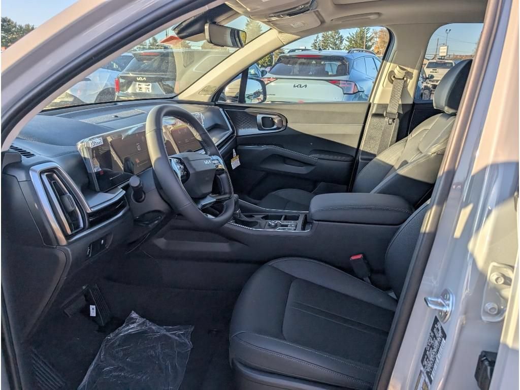 New 2026 Kia Sorento S w/ S Panoramic Sunroof Package FWD image 13