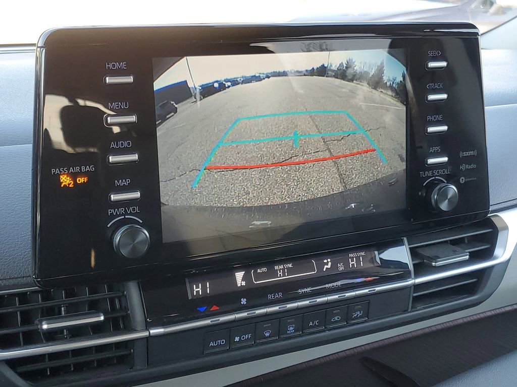 Used 2023 Toyota Sienna LE image 21