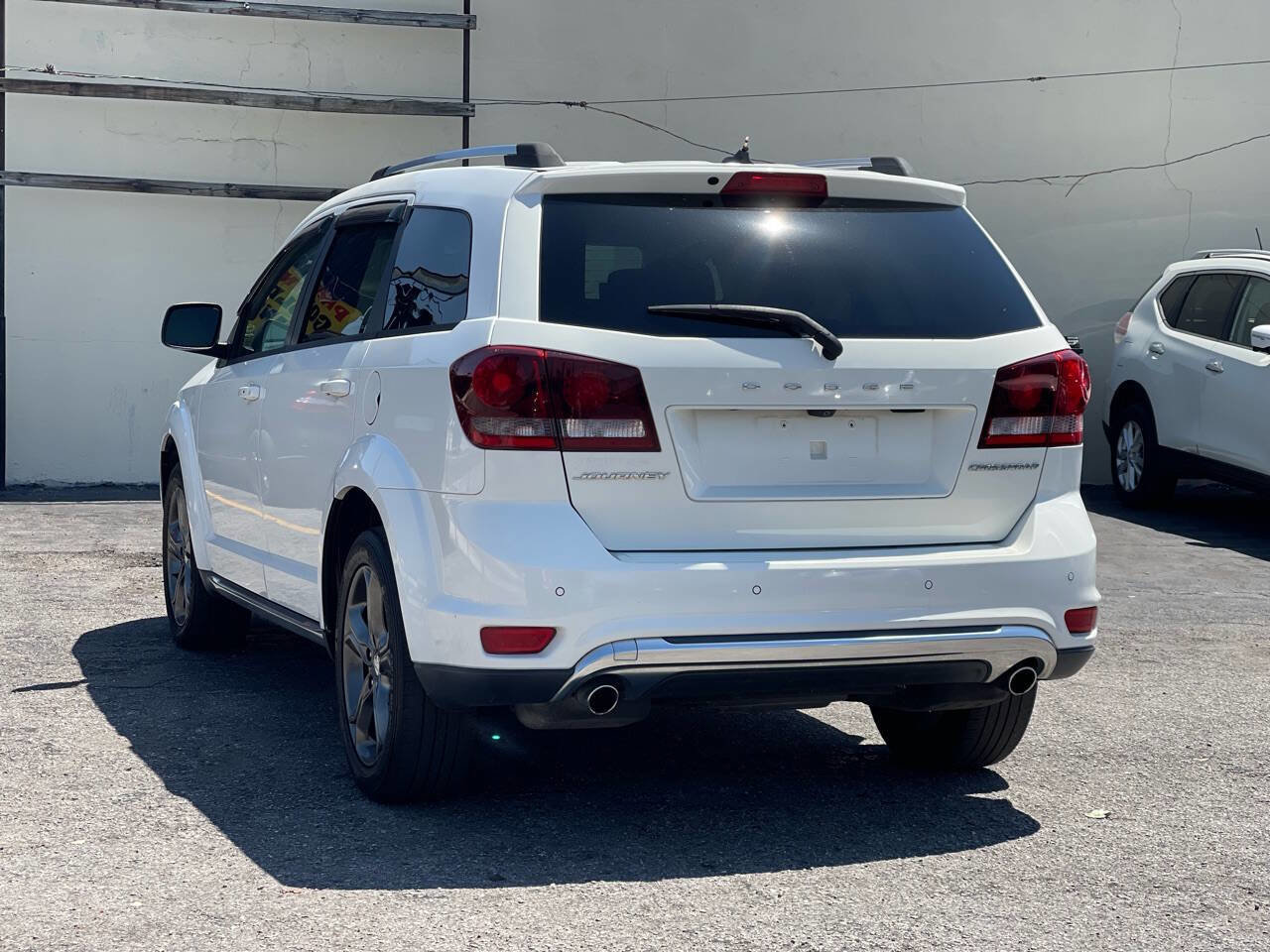 Used 2015 Dodge Journey Crossroad w/ Flexible Seating Group image 9