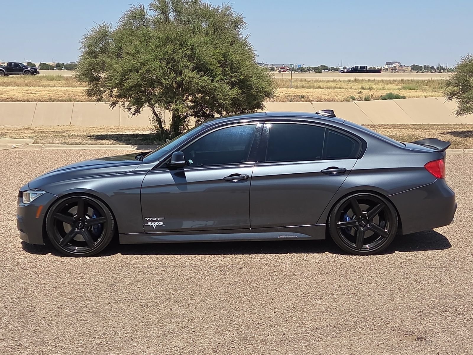 Used 2014 BMW 335i Sedan RWD image 2