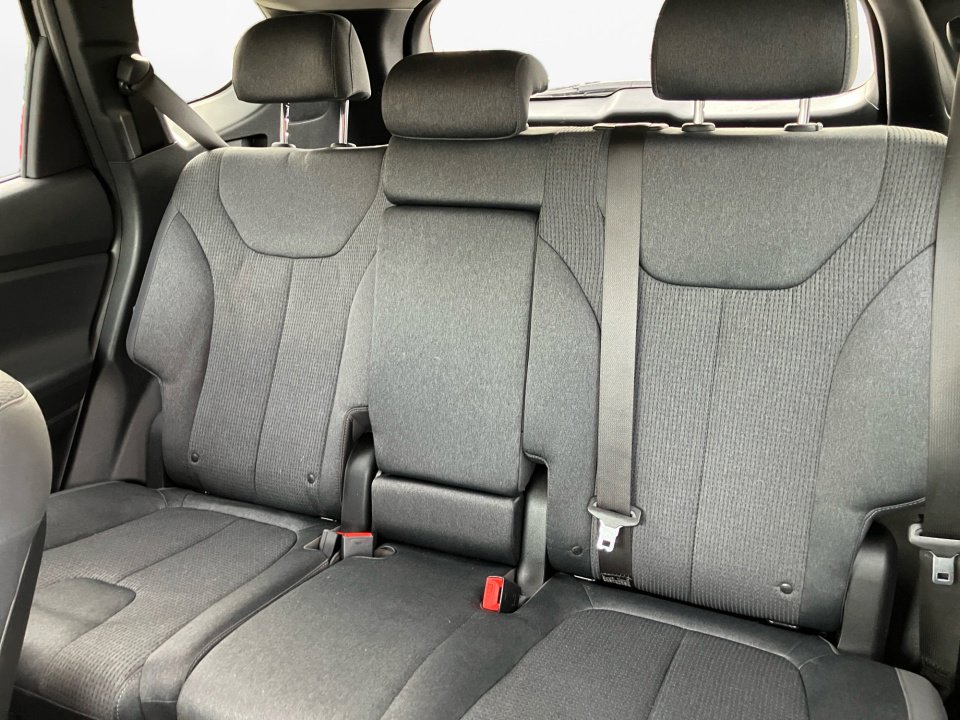 Used 2023 Hyundai Santa Fe SEL image 15