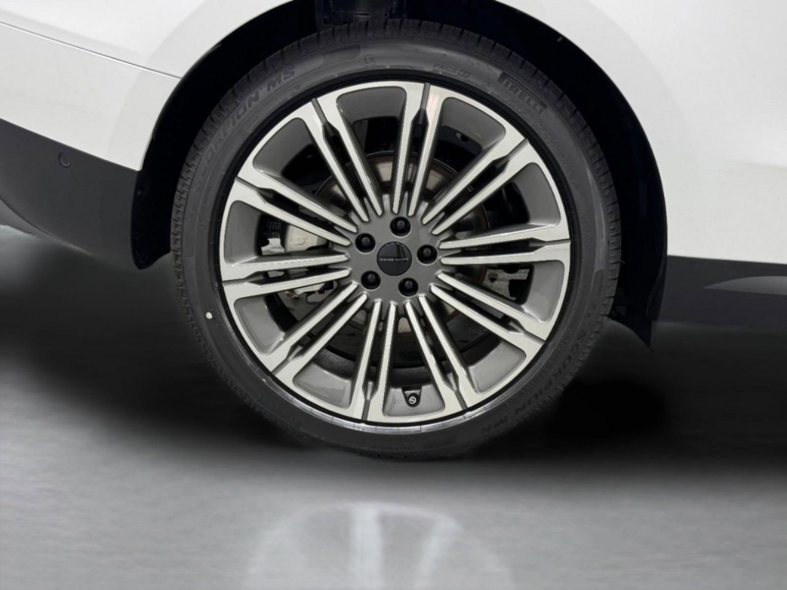 New 2026 Land Rover Range Rover Sport SE image 8