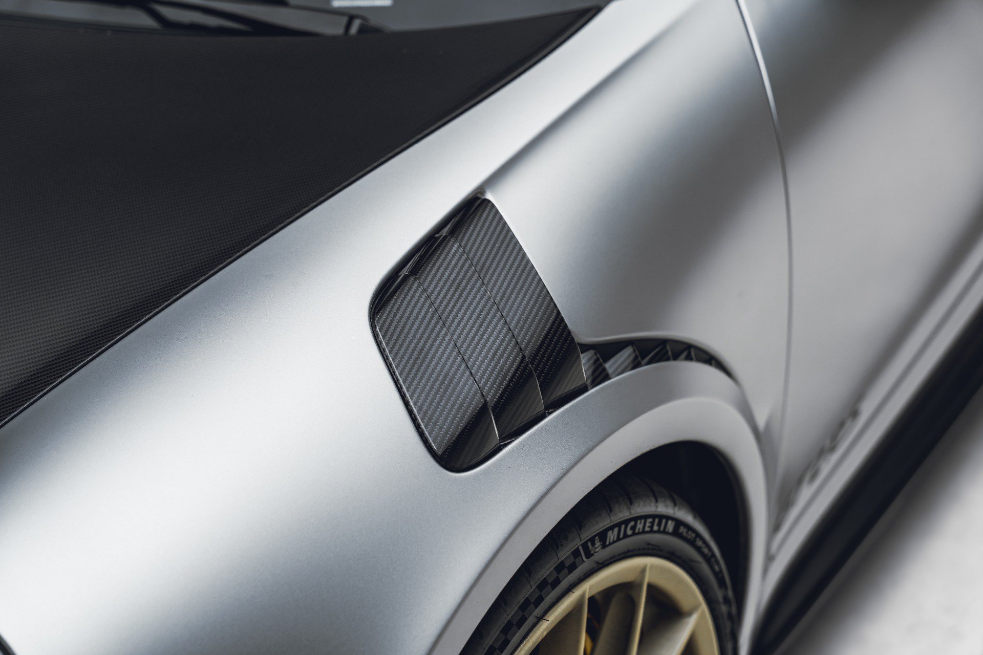 Used 2018 Porsche 911 GT2 RS RWD image 30