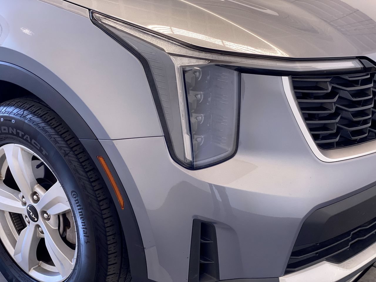 Certified 2024 Kia Sorento LX FWD image 11