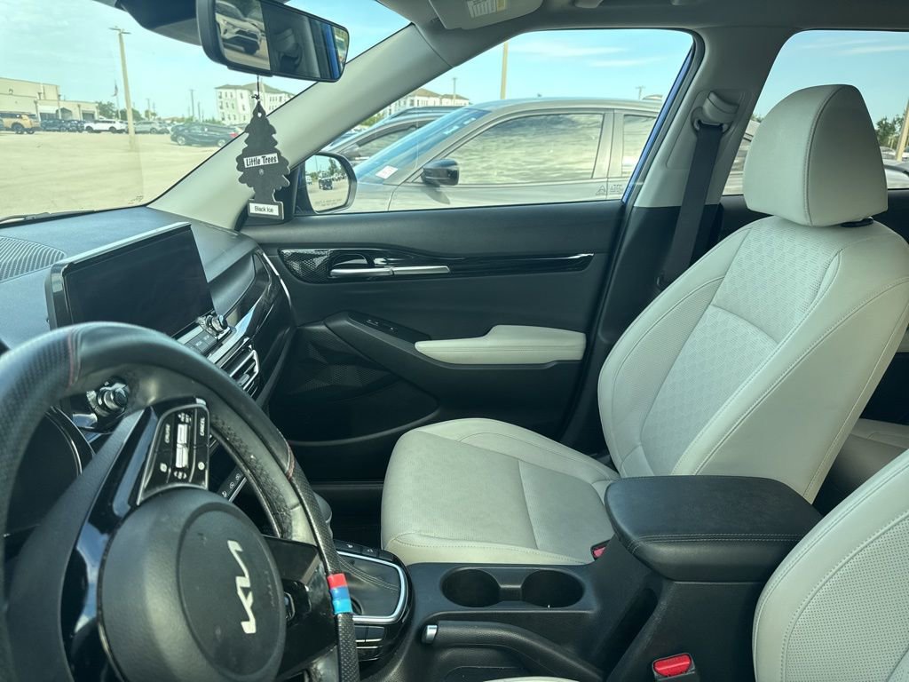 Certified 2023 Kia Seltos EX AWD/4WD image 8