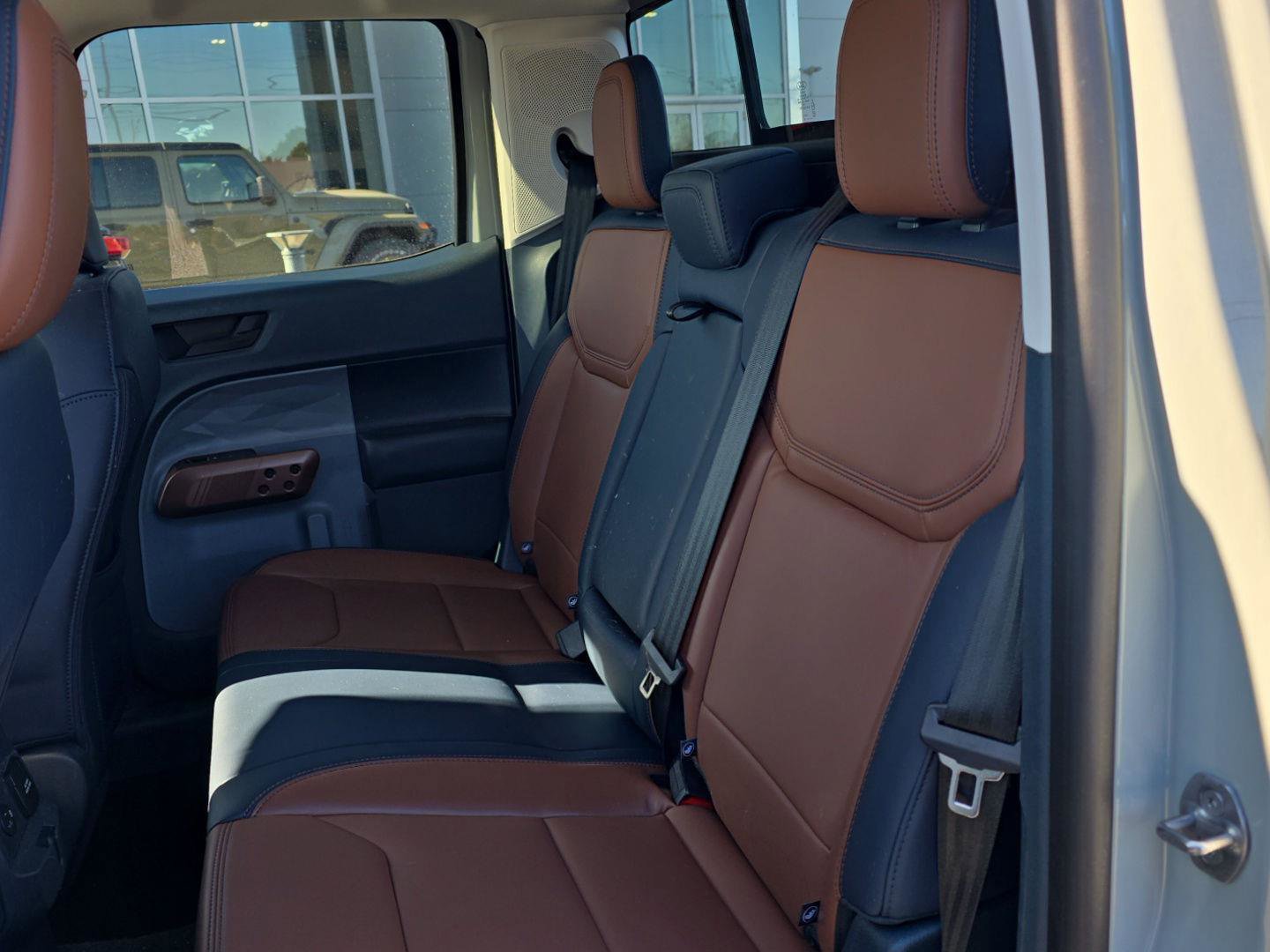 Used 2024 Ford Maverick Lariat w/ 4K Tow Package image 37