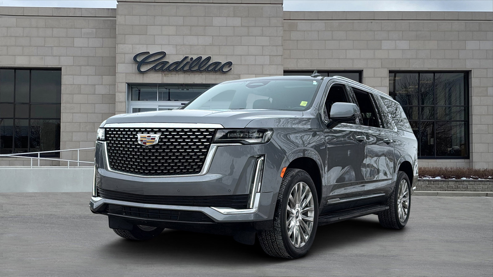 Used 2021 Cadillac Escalade ESV Premium Luxury w/ Performance Package image 5