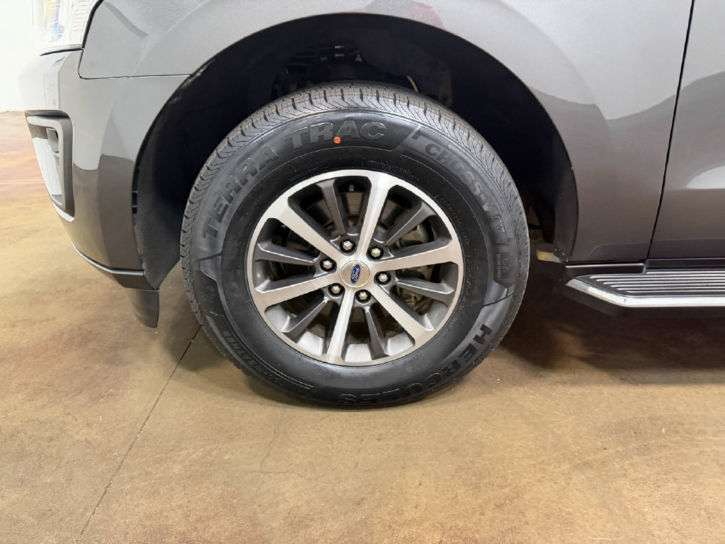 Used 2020 Ford Expedition Max XLT w/ Equipment Group 202A AWD/4WD image 89