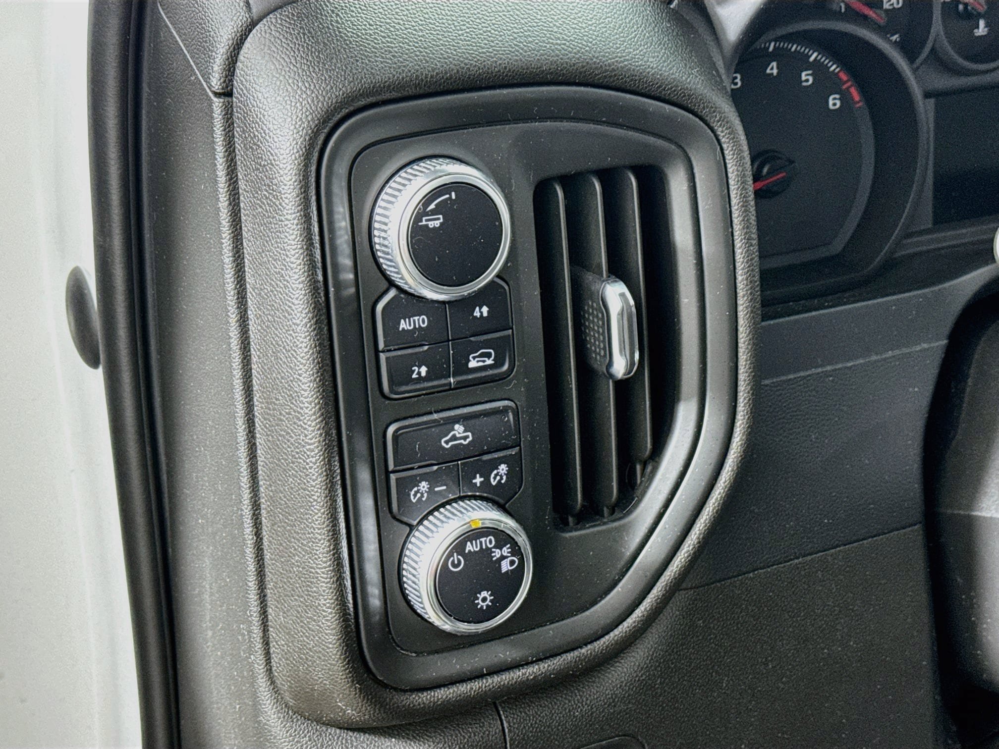 Used 2022 GMC Sierra 1500 Pro w/ Convenience Package AWD/4WD image 12