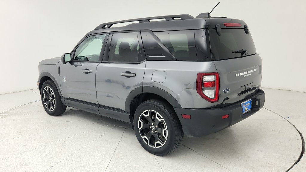 Used 2025 Ford Bronco Sport Outer Banks w/ Outer Banks Tech Package+ AWD/4WD image 5