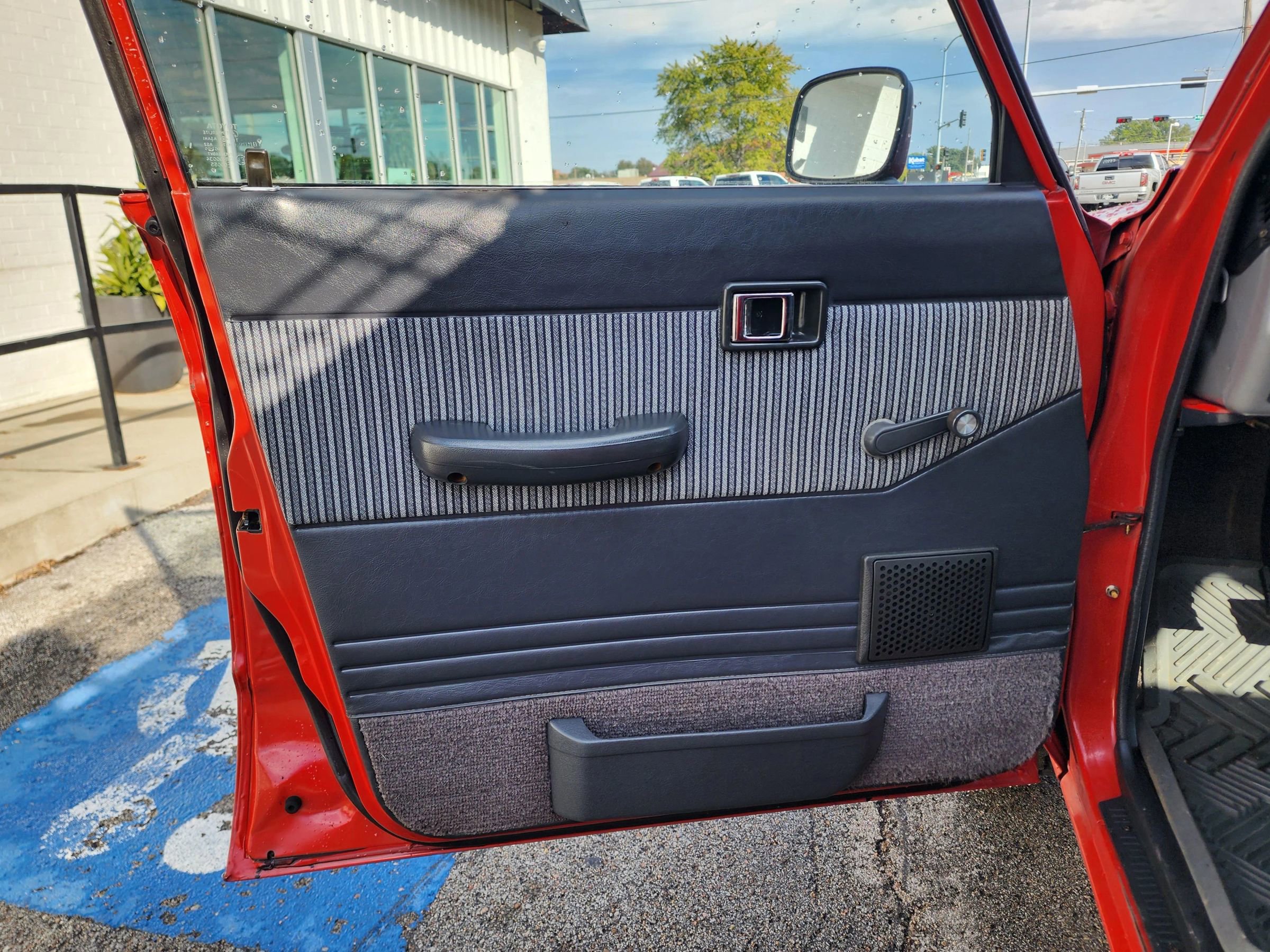 Used 1986 Toyota Land Cruiser image 10