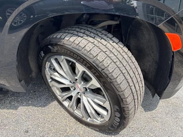 Used 2021 GMC Yukon XL Denali AWD/4WD image 4