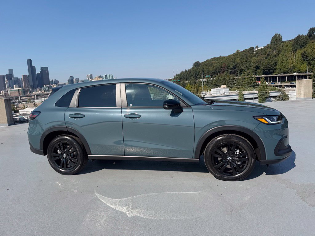Certified 2026 Honda HR-V Sport image 3