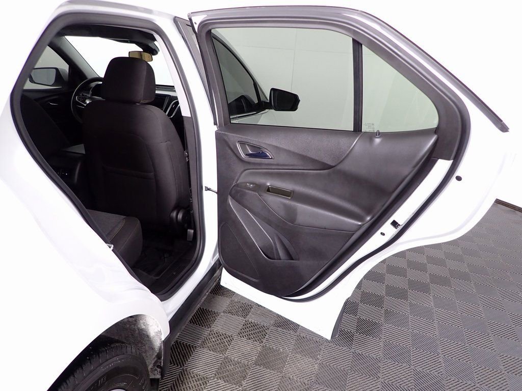 Used 2023 Chevrolet Equinox LT w/ LPO, Floor Liner Package image 28