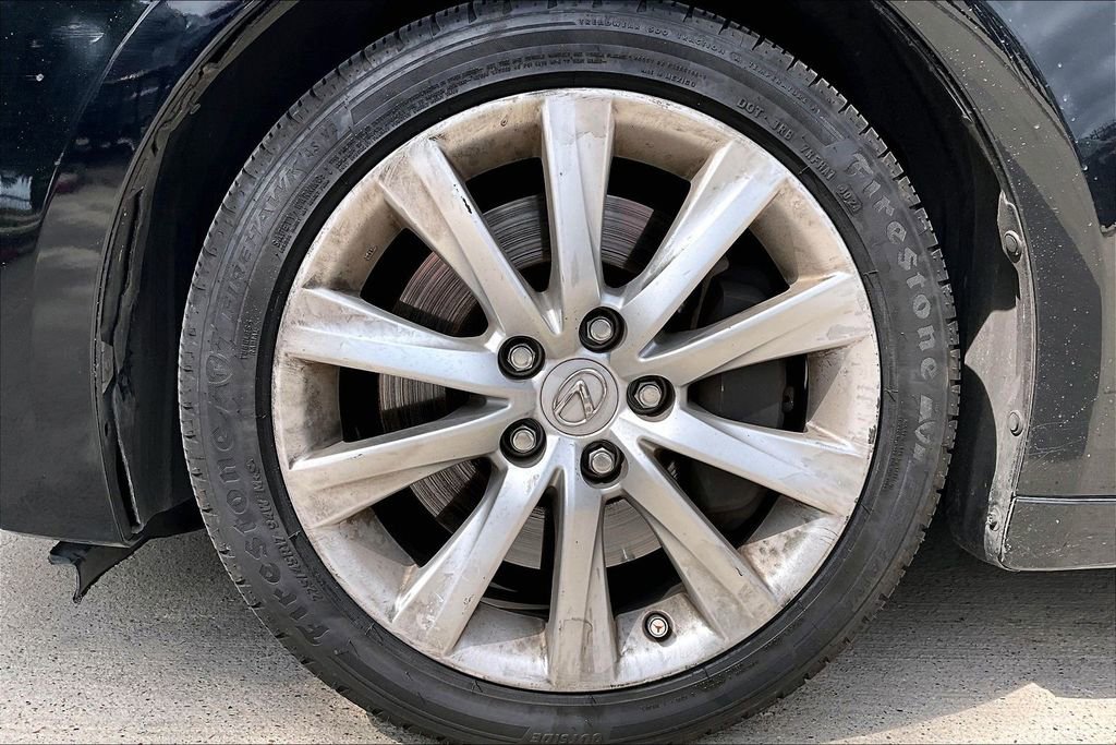 Used 2016 Lexus IS 200t image 11