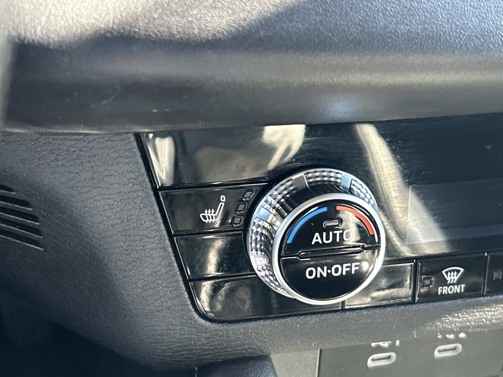 Used 2025 Mitsubishi Outlander SE AWD/4WD image 37