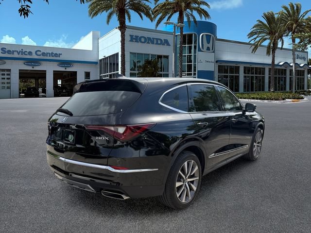 Certified 2025 Acura MDX w/ Technology Package FWD image 8