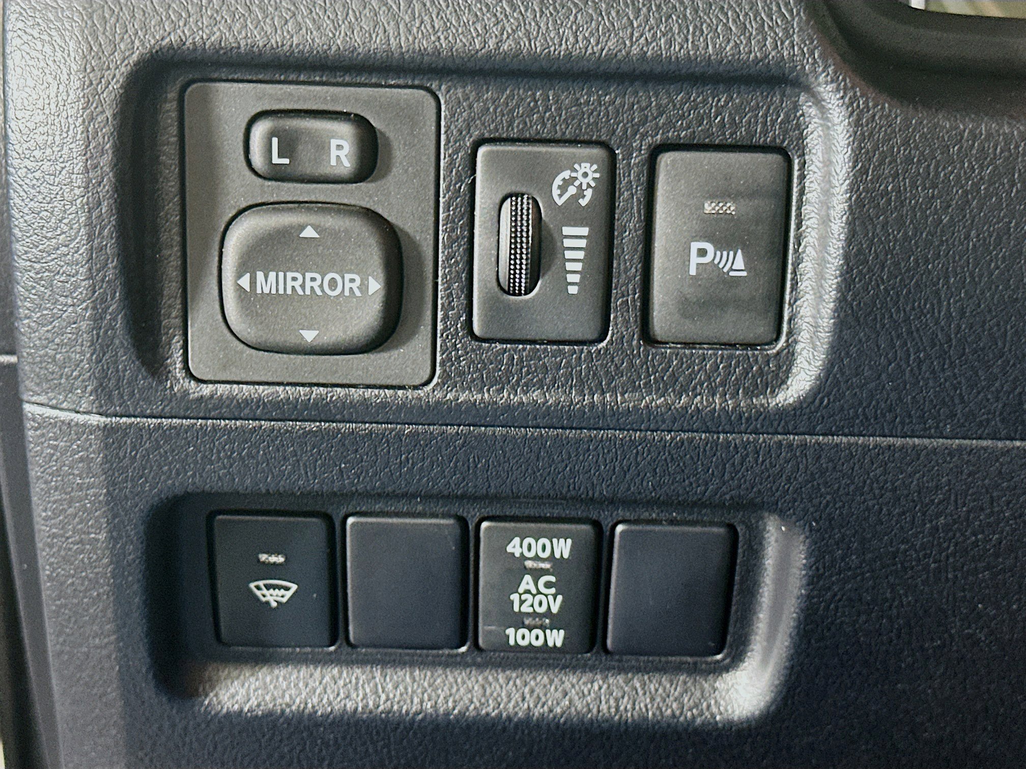 Used 2016 Toyota 4Runner Limited RWD image 16