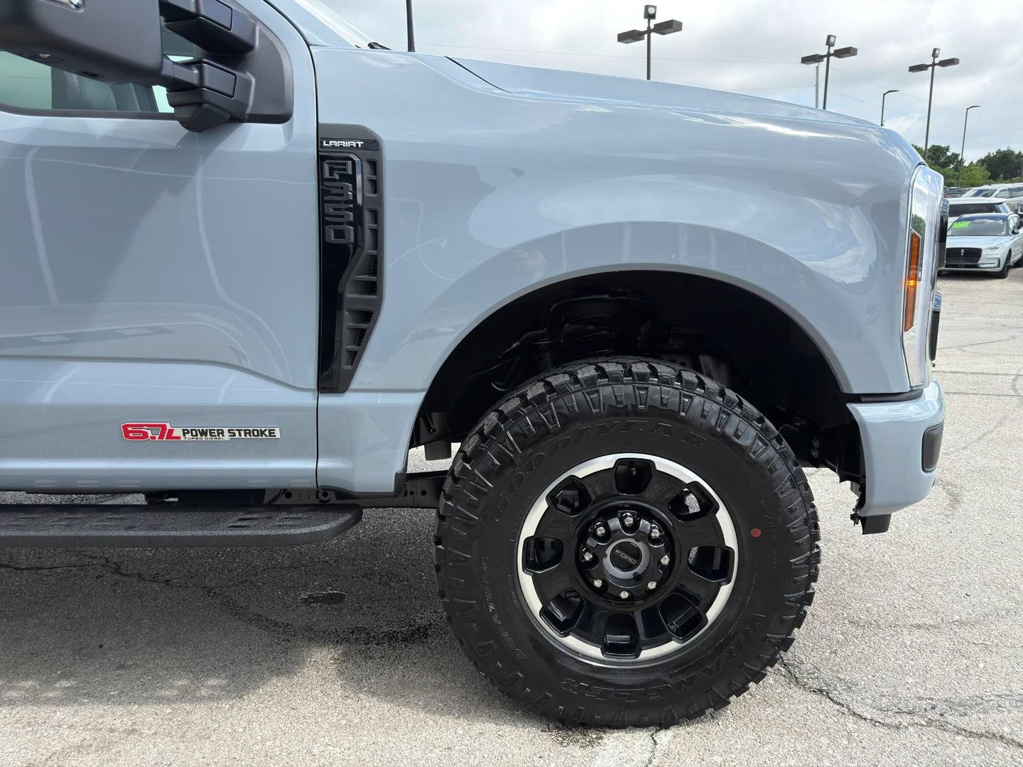 New 2026 Ford F350 Lariat w/ Tremor Off-Road Package AWD/4WD image 9