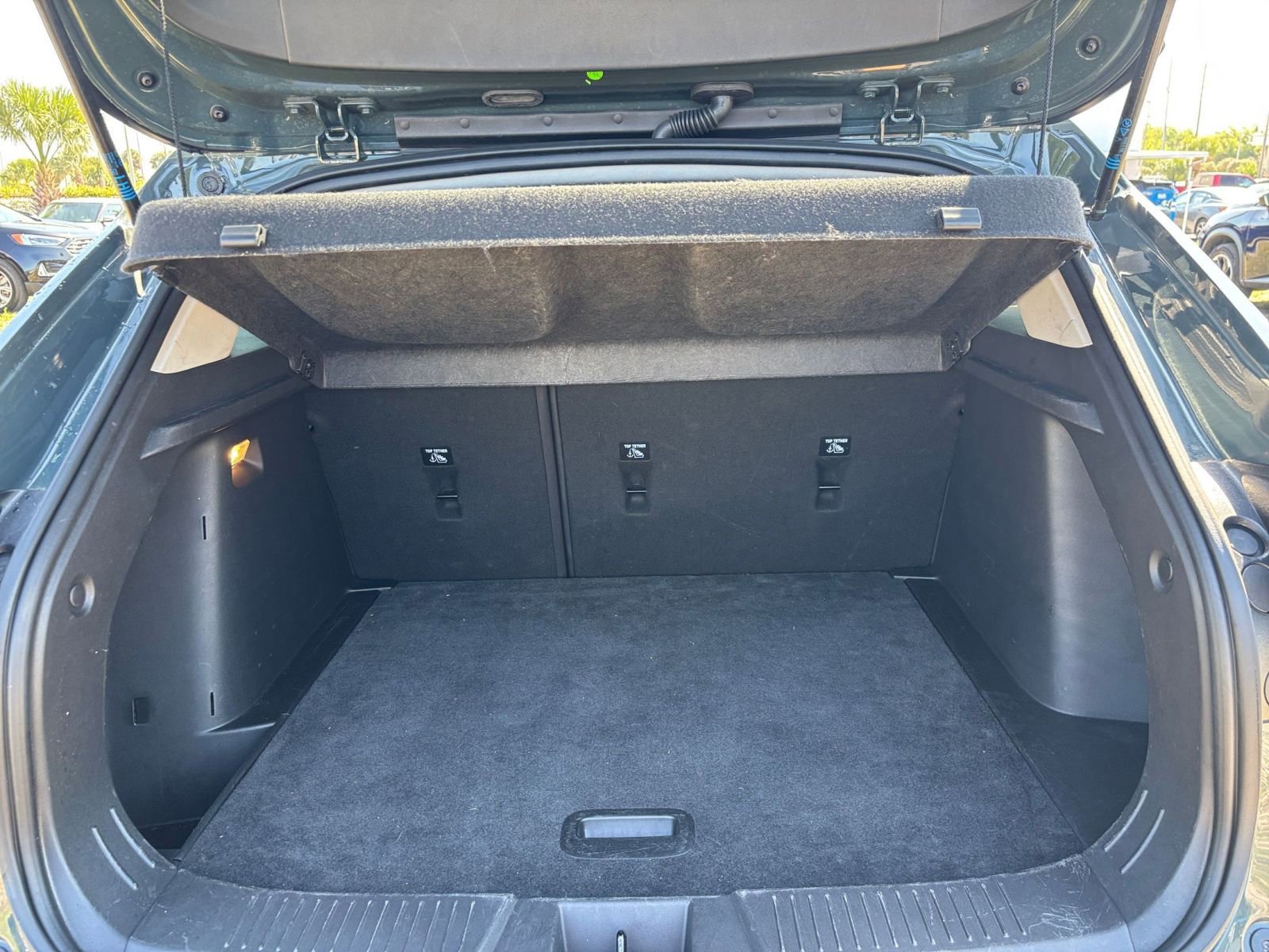 Used 2025 Chevrolet Trax LT w/ LT Convenience Package image 33