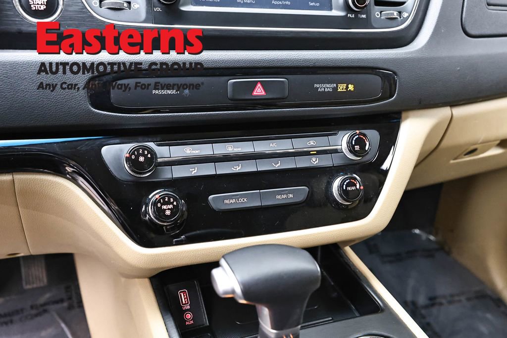 Used 2021 Kia Sedona EX image 20