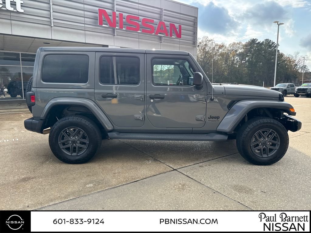 Used 2020 Jeep Wrangler Unlimited Sahara image 14