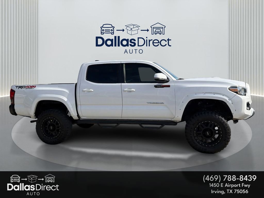 Used 2020 Toyota Tacoma TRD Sport w/ Technology Package image 5