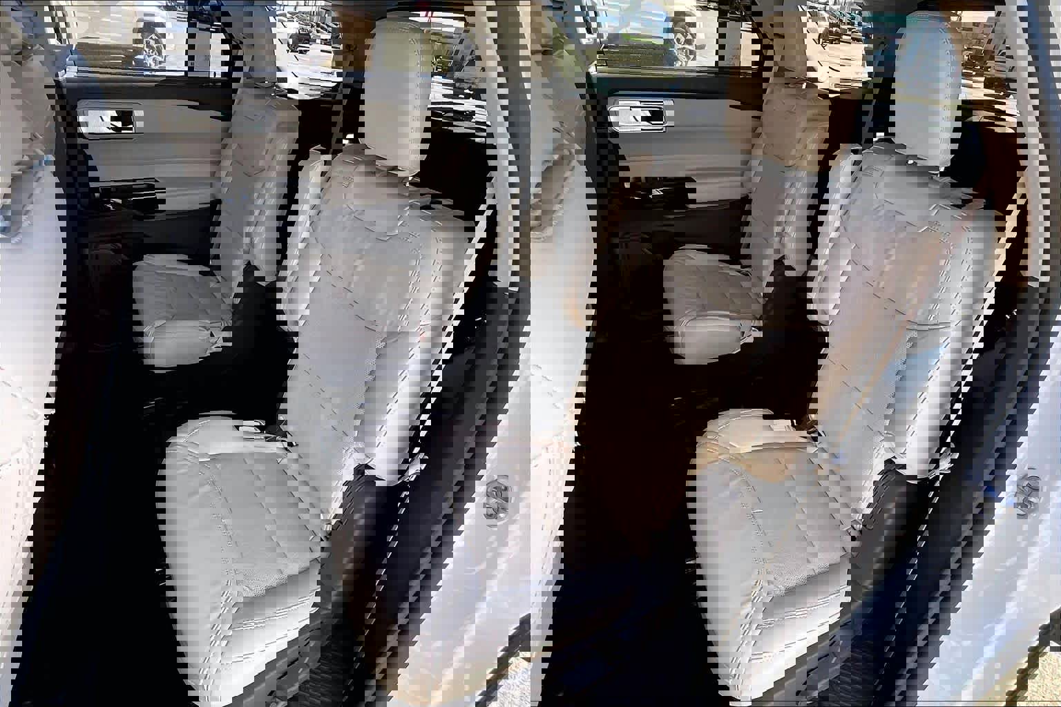 Used 2021 Ford Explorer Platinum w/ Equipment Group 601A image 19