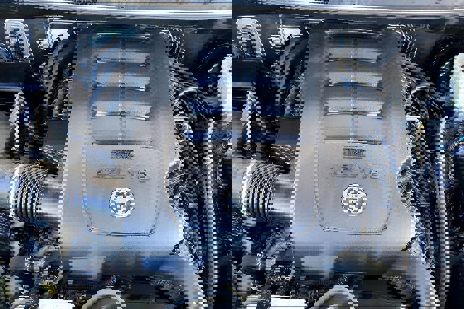 Used 2015 Toyota Tundra SR5 w/ SR5 Upgrade Package image 31