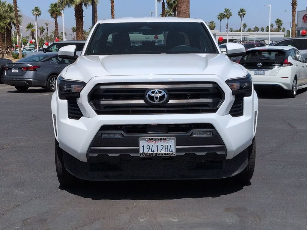 Used 2025 Toyota Tacoma SR5 AWD/4WD image 7