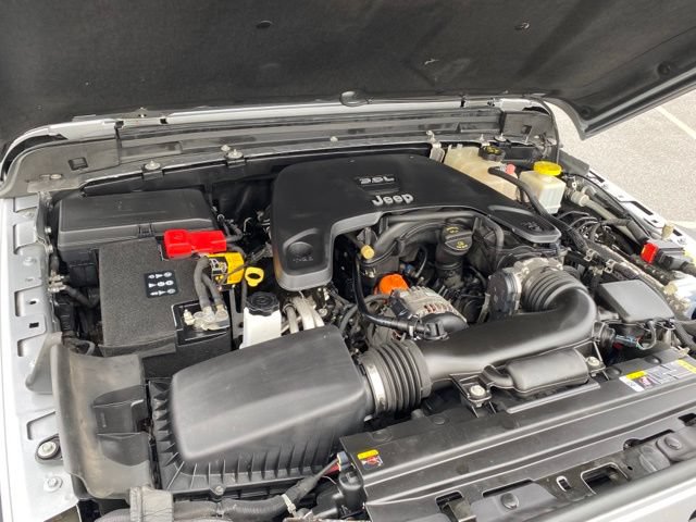 Used 2021 Jeep Gladiator Sport AWD/4WD image 19