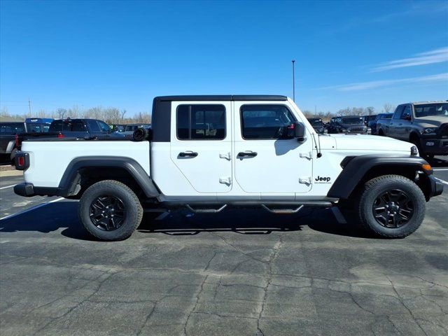 Used 2020 Jeep Gladiator Sport w/ Quick Order Package 24S image 27
