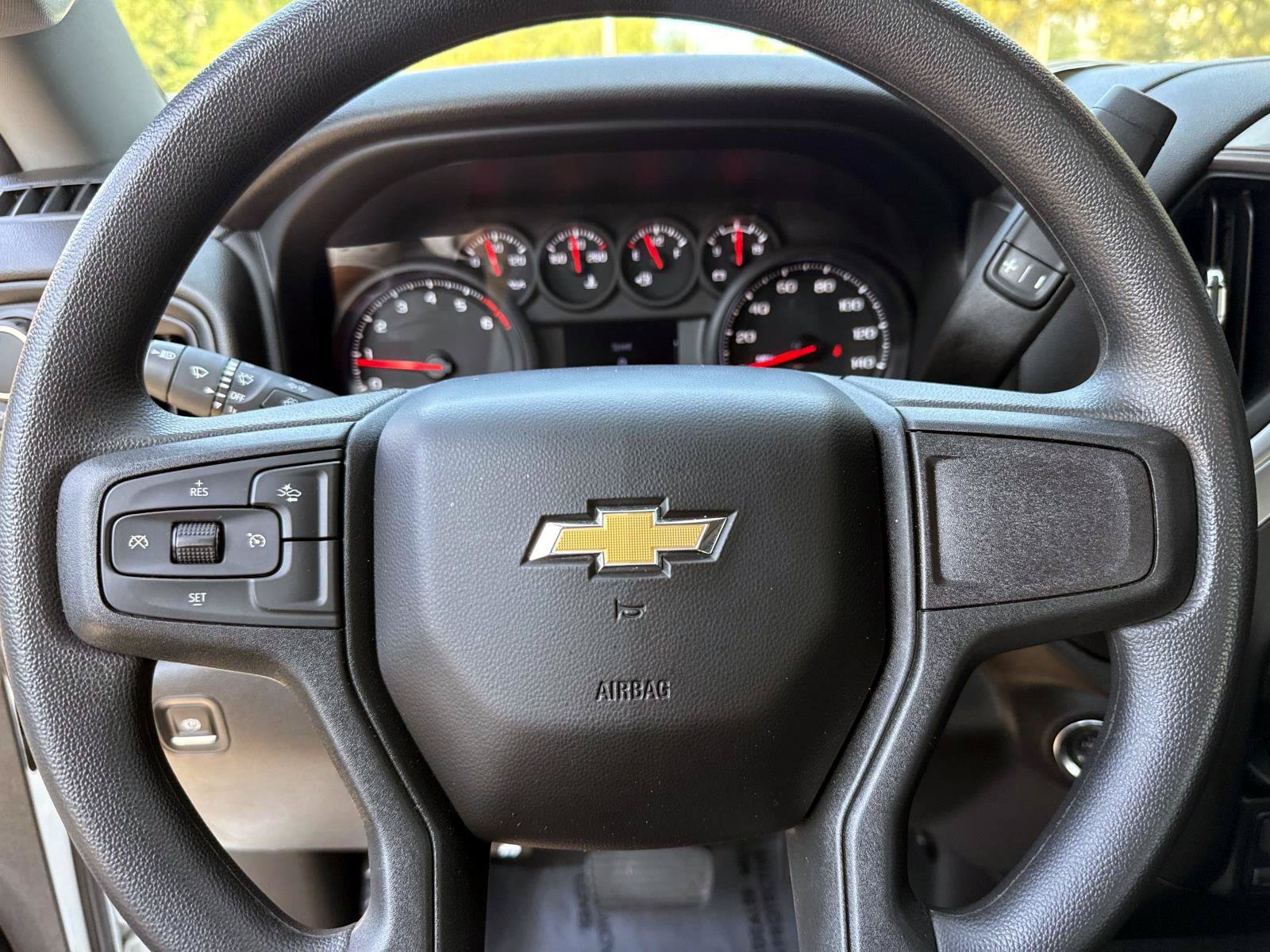 Used 2025 Chevrolet Silverado 2500 Custom w/ Custom Value Package AWD/4WD image 27