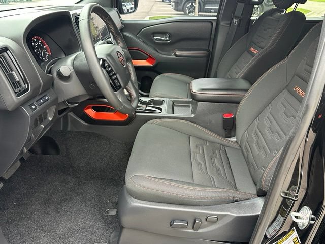 Used 2025 Nissan Frontier PRO-4X AWD/4WD image 32