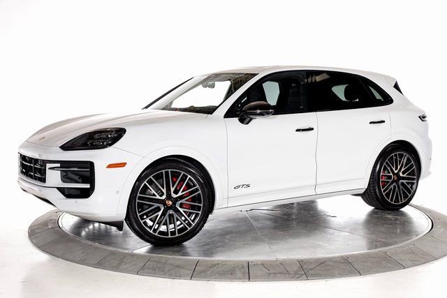 Certified 2025 Porsche Cayenne GTS image 1