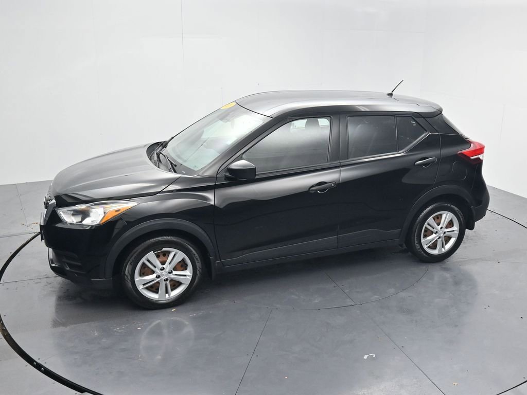 Used 2020 Nissan Kicks S image 49