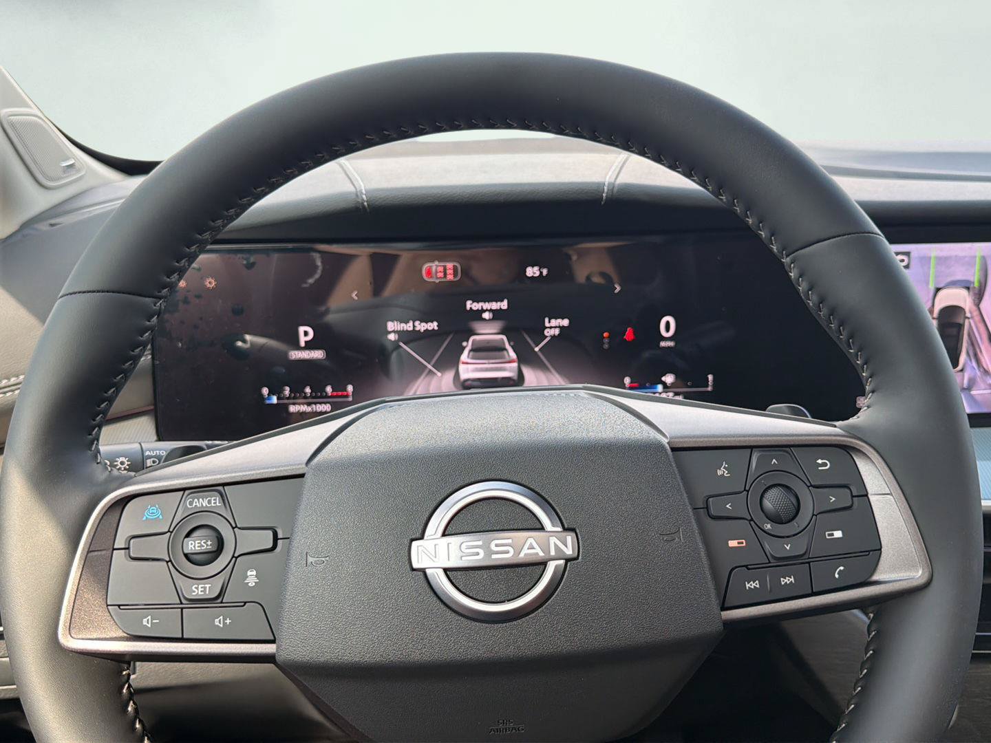 New 2027 Nissan Murano Platinum AWD/4WD image 13
