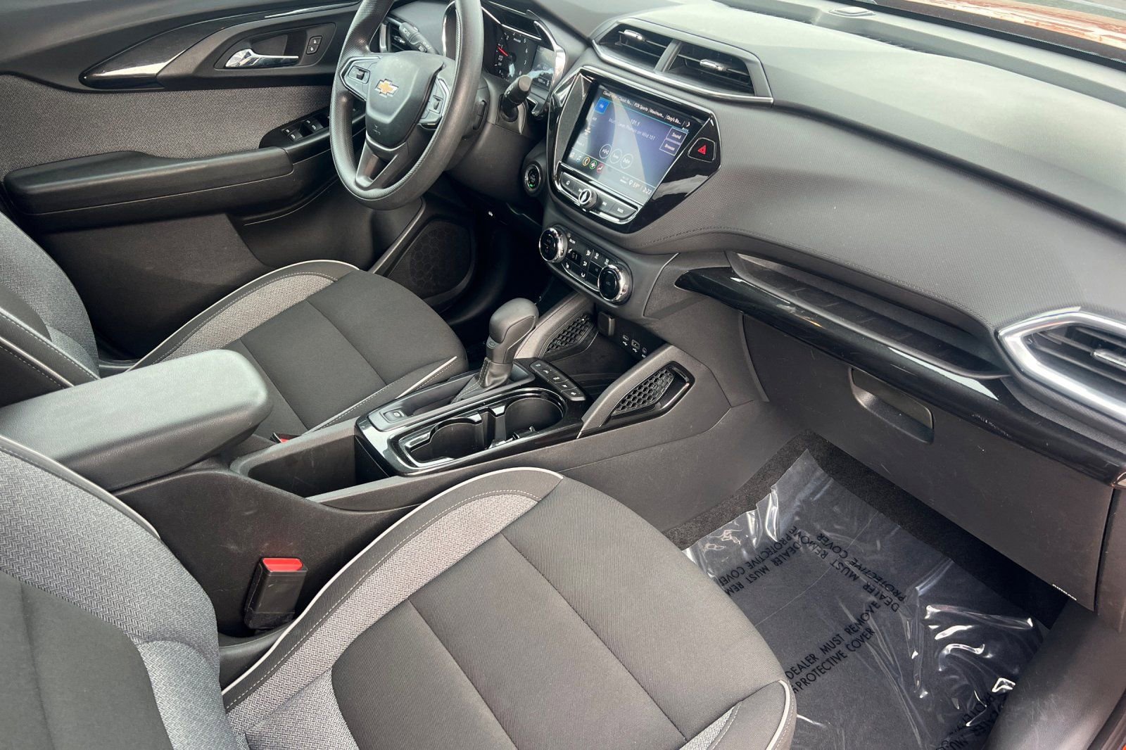 Used 2022 Chevrolet TrailBlazer LT w/ Convenience Package image 14