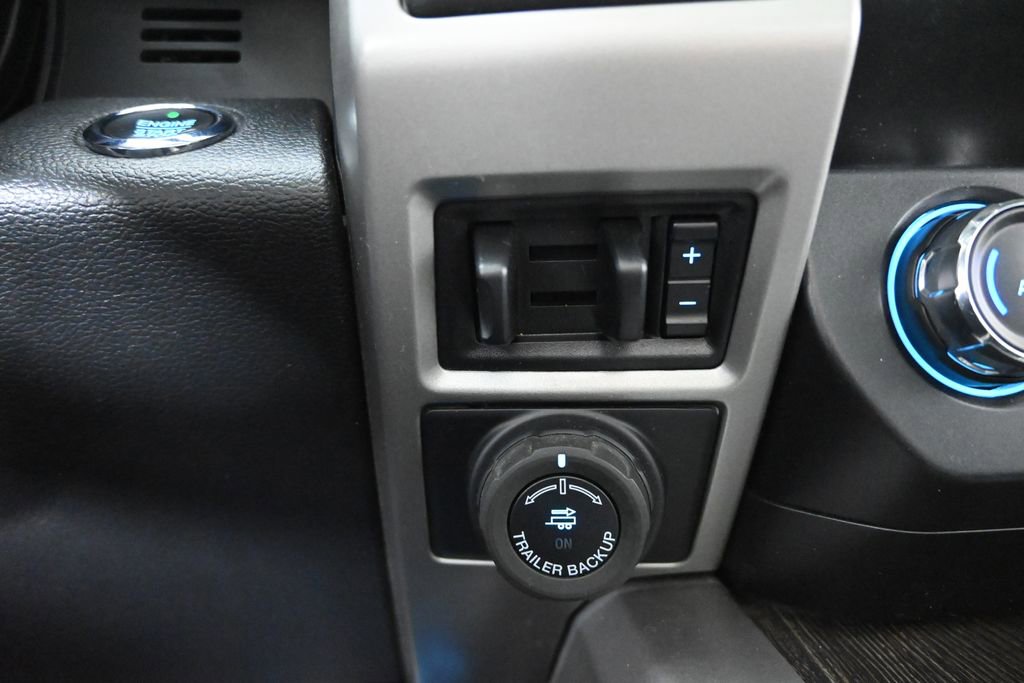 Used 2020 Ford F350 Lariat AWD/4WD image 32
