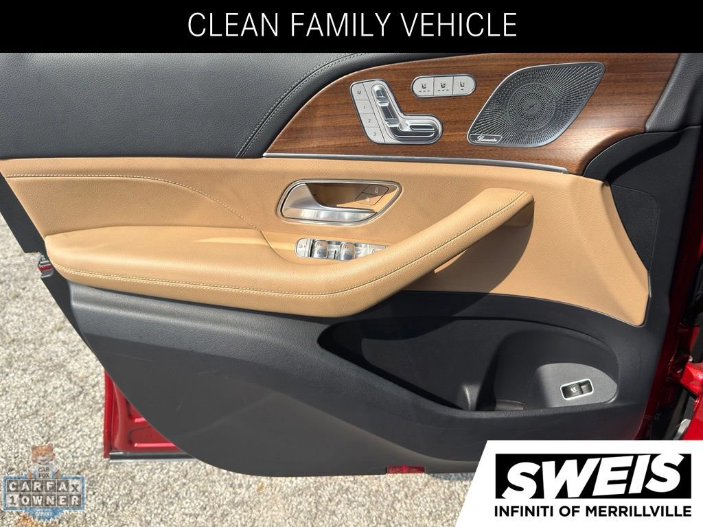 Used 2025 Mercedes-Benz GLE 580 4MATIC w/ Winter Package image 23