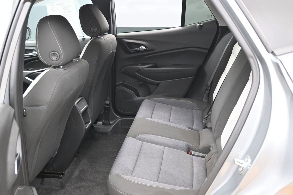 Used 2024 Chevrolet Trax LS w/ Driver Confidence Package FWD image 29