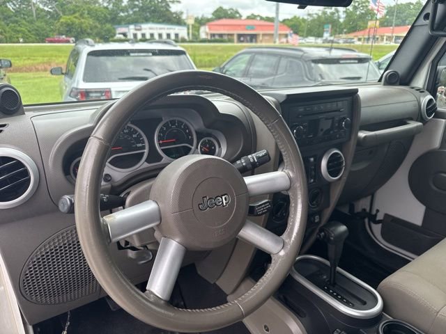 Used 2010 Jeep Wrangler Unlimited Sahara w/ Mopar Chrome Edition Group AWD/4WD image 13