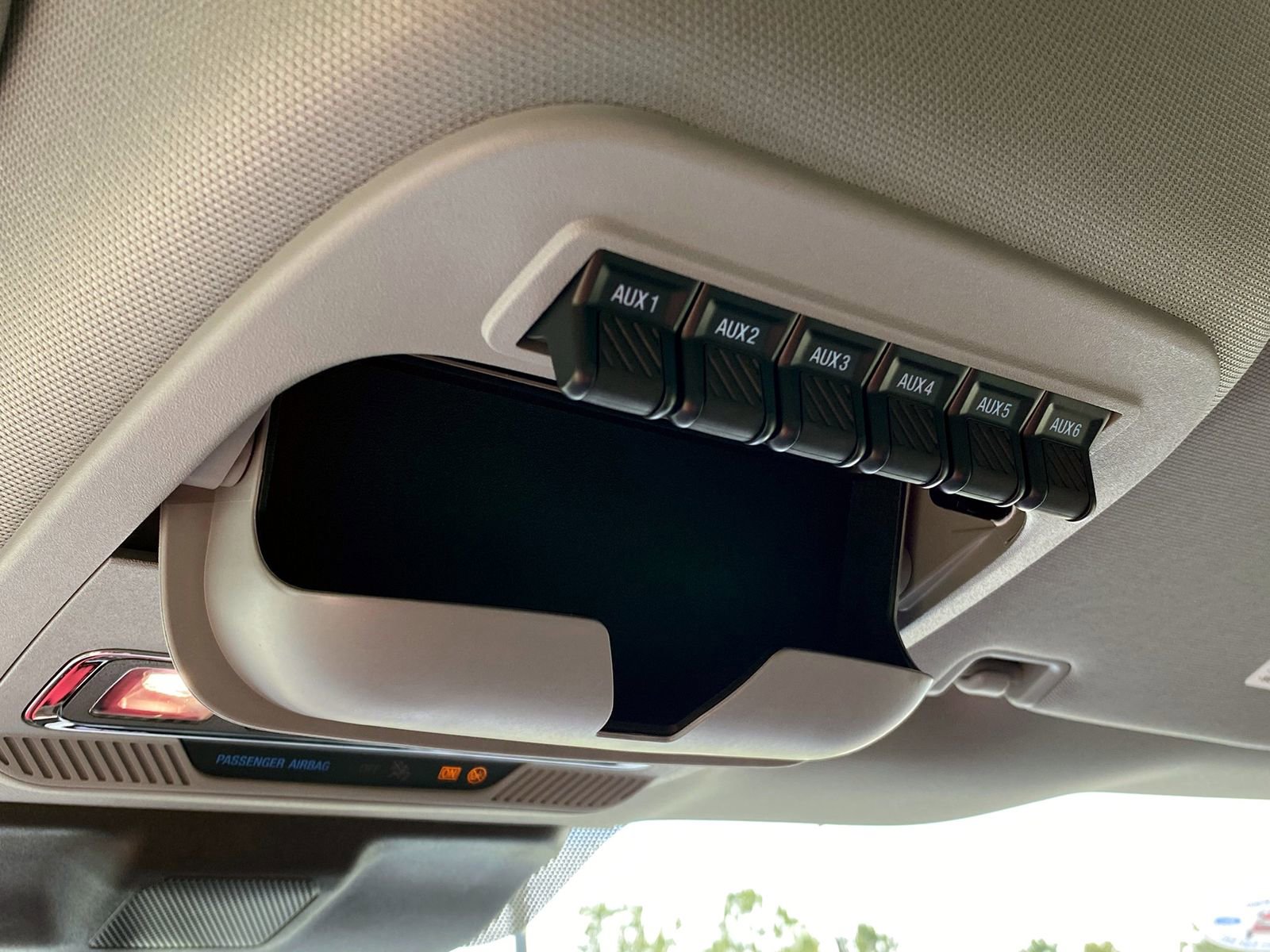 Used 2025 Ford F250 Lariat w/ Chrome Package image 30