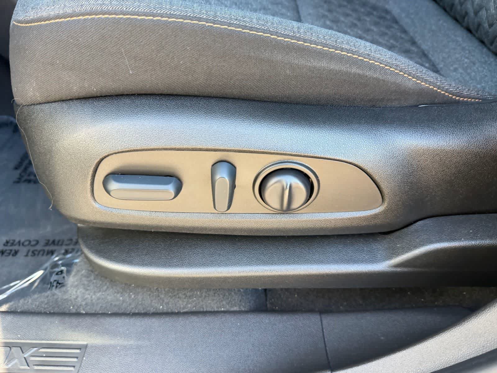 Used 2022 Chevrolet Equinox LT FWD image 19