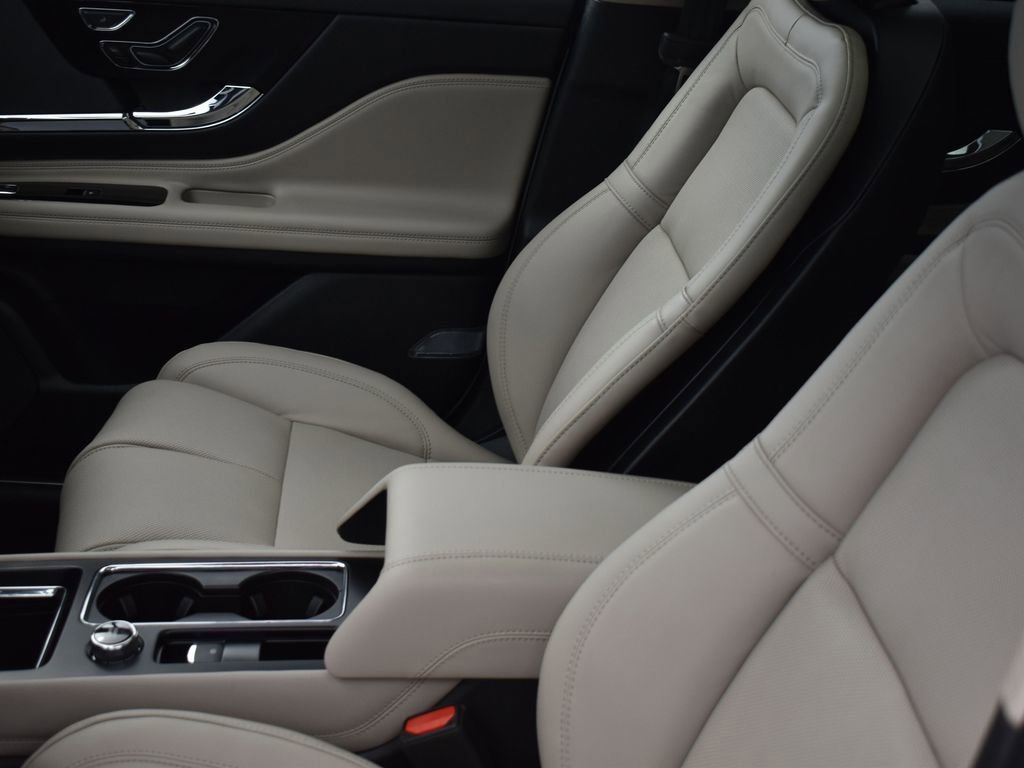 New 2026 Lincoln Corsair Grand Touring AWD/4WD image 10
