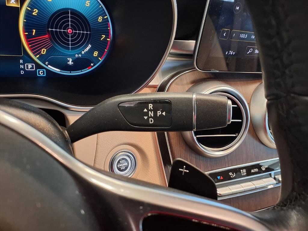 Used 2021 Mercedes-Benz GLC 300 4MATIC image 19