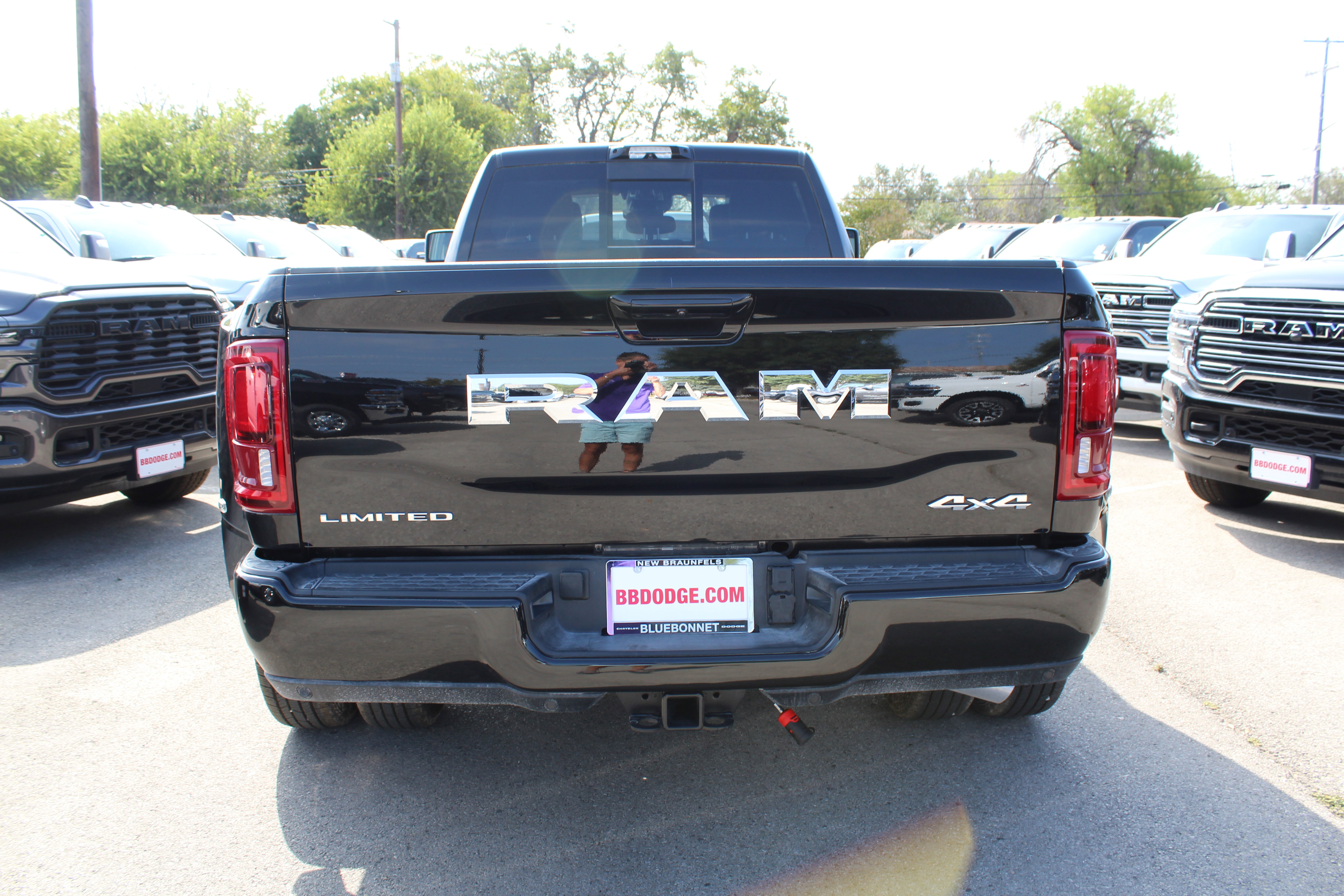 New 2025 RAM 3500 Limited image 7